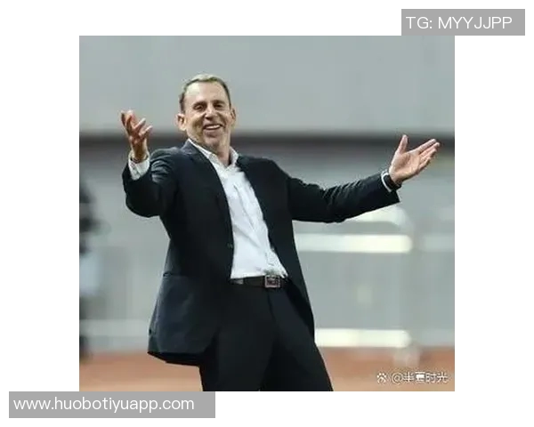 久尔杰维奇团队全运会观战寻宝为U20亚洲杯备战添新动力 久尔杰维奇团队全运会观战寻宝为U20亚洲杯备战添新动力