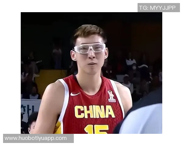 周琦缺席国家队比赛通过休整与赴美康复获得充足休息与调整 周琦缺席国家队比赛通过休整与赴美康复获得充足休息与调整