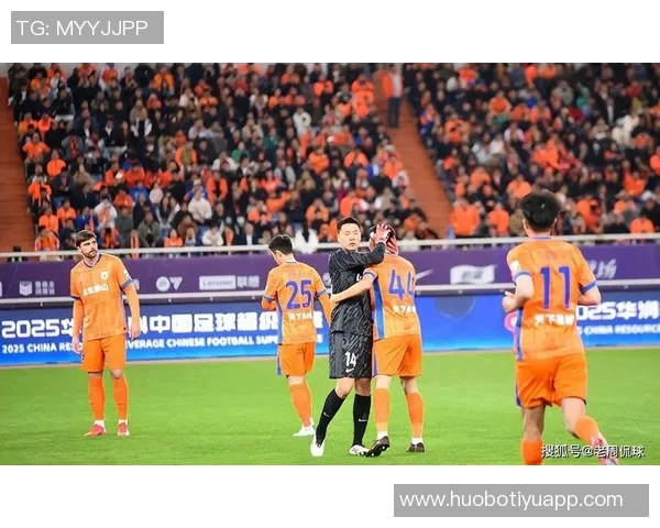 泰山队与玉昆队首发阵容揭晓瓦科彭啸谢文能领衔出战约尼查侯永永参赛 泰山队与玉昆队首发阵容揭晓瓦科彭啸谢文能领衔出战约尼查侯永永参赛