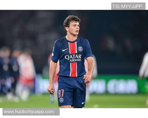 胜利点球引发热议内维斯马赫雷斯等球员纷纷发声嘲讽判罚 胜利点球引发热议内维斯马赫雷斯等球员纷纷发声嘲讽判罚